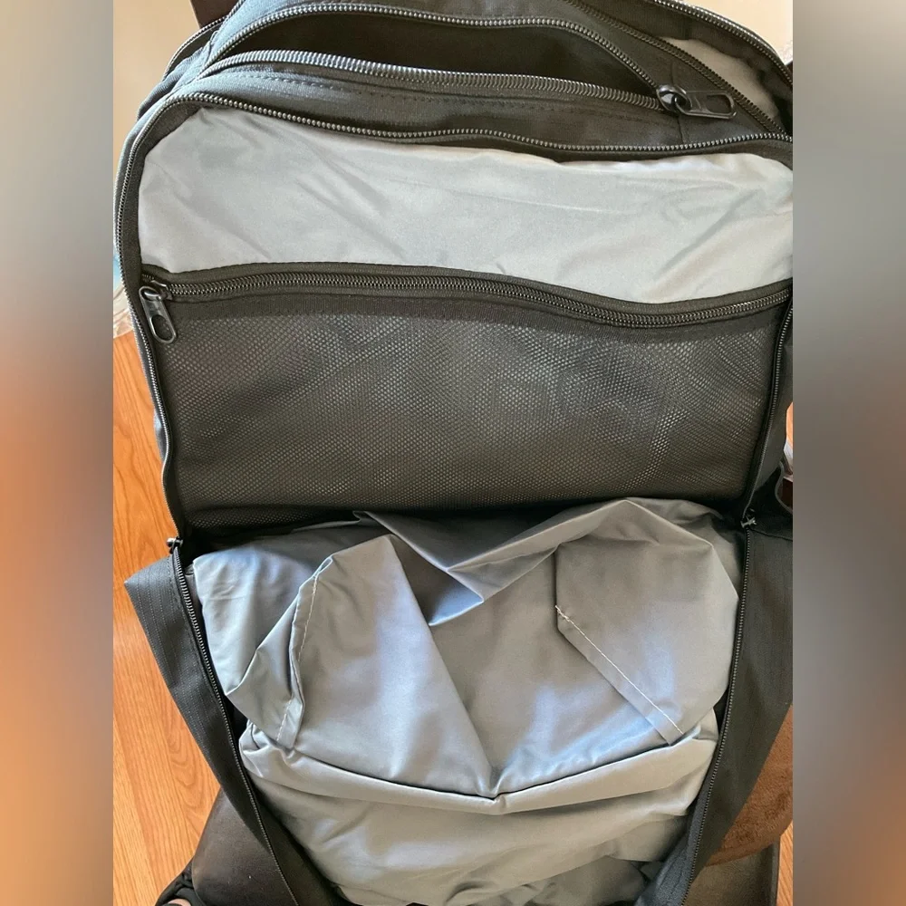 Nike
Men's Brasilia 9.5 Training Backpack 
(Extra Large, 30L) - Picture 15 of 16